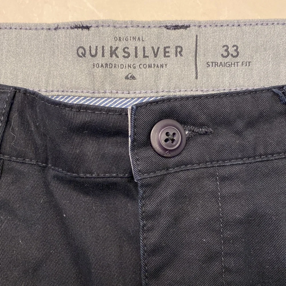 Quiksilver Shorts - Picture 3 of 4